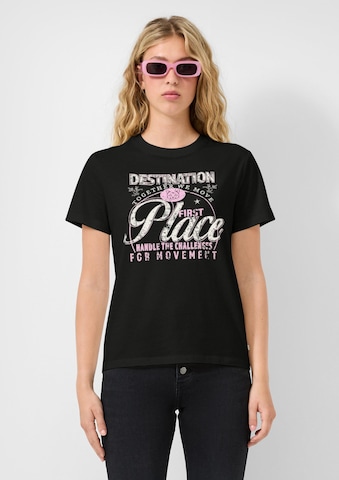 T-shirt QS en noir : devant