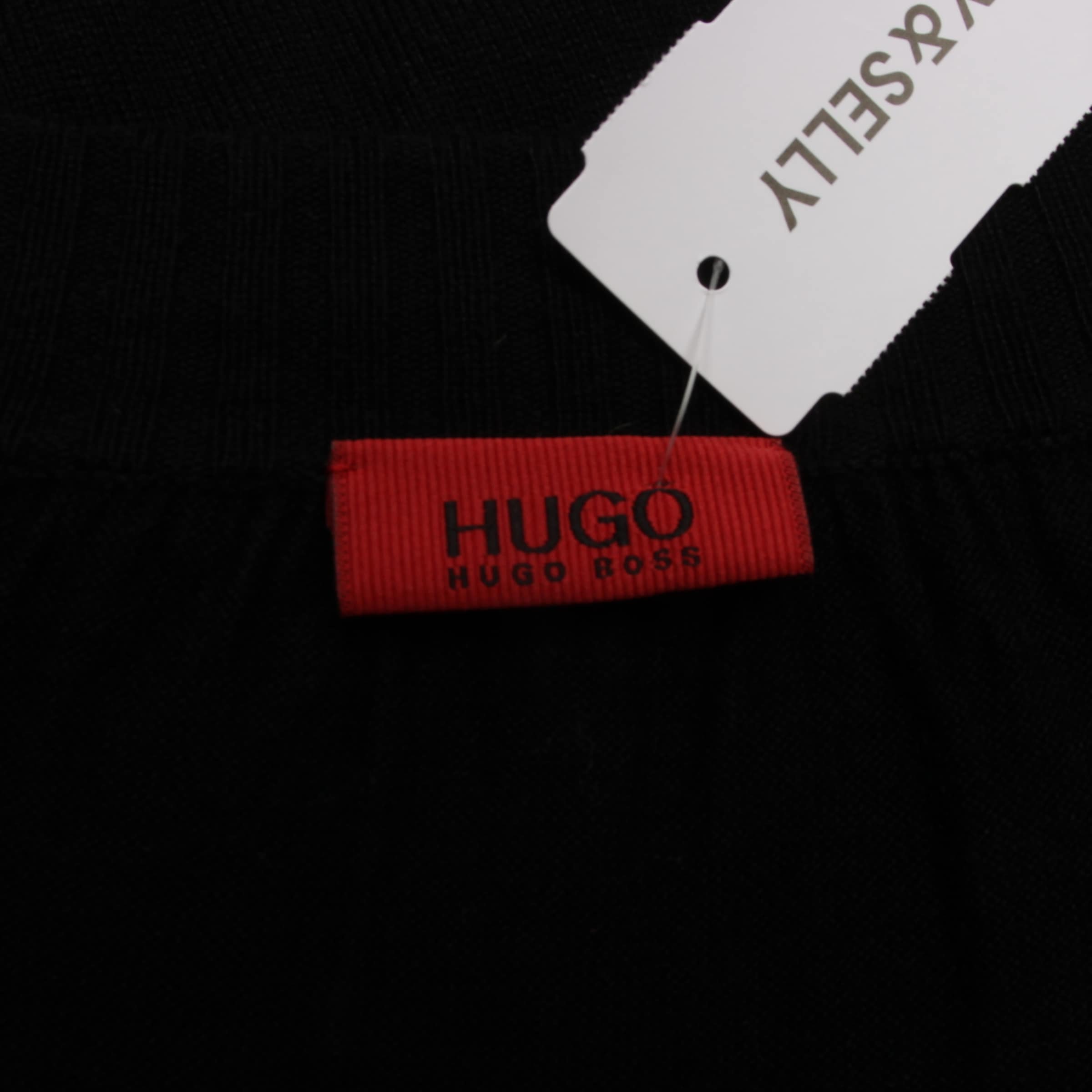 HUGO Sweater & Cardigan in M in Black