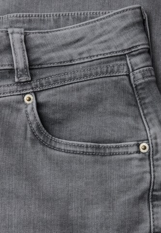 Street One Studio Loosefit Jeans in Grau