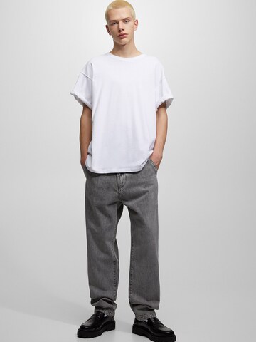 Loosefit Jeans con pieghe di Pull&Bear in grigio: frontale