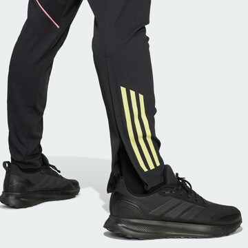 Effilé Pantalon de sport 'Juventus Turin Tiro 25 Competition' ADIDAS PERFORMANCE en noir