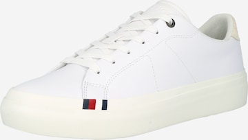 Baskets basses TOMMY HILFIGER en blanc : devant