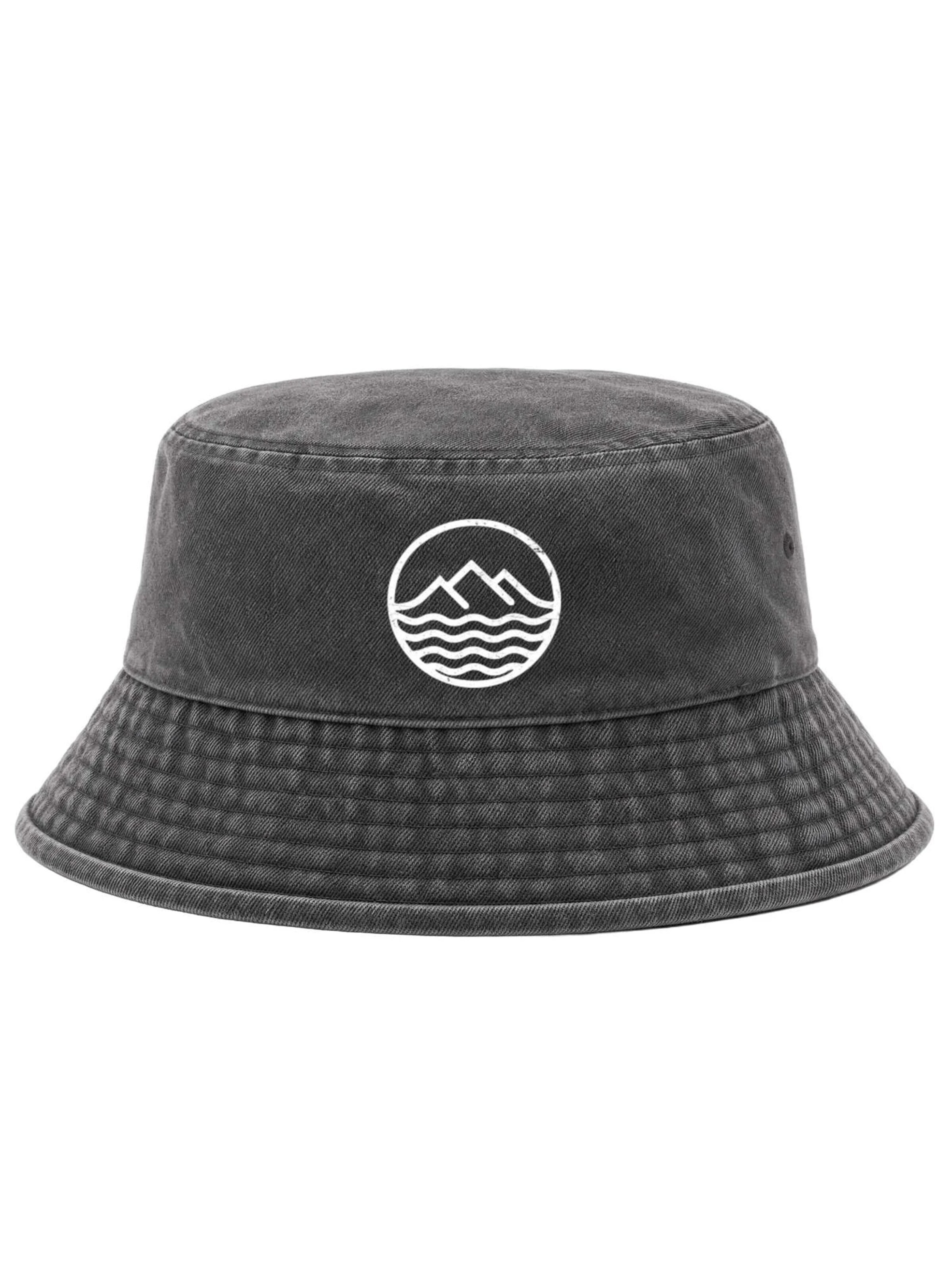 Neverless Hat 'Mountain' in Black: front