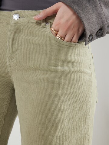 ONLY Широкий Штаны 'ONLMADISON-LISY' в Зеленый