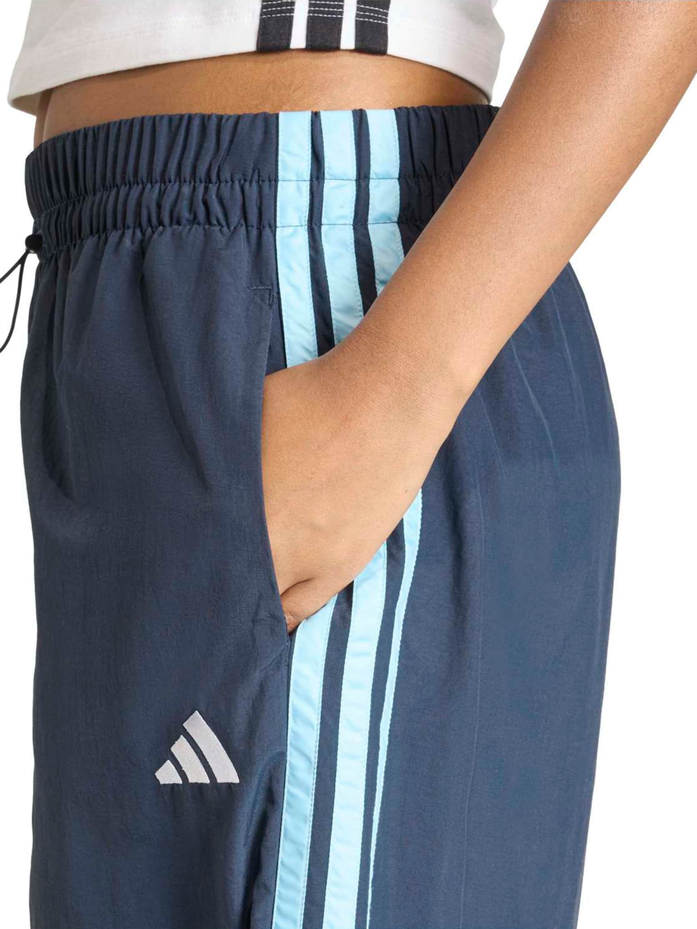 ADIDAS SPORTSWEAR Luźne Spodnie sportowe 'Essentials' w kolorze niebieski
