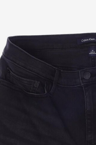 Calvin Klein Jeans Shorts in L in Grey