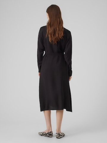 Robe-chemise 'DEBBY' VERO MODA en noir