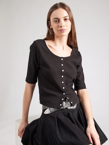 LEVI'S ® Shirt in Black: front
