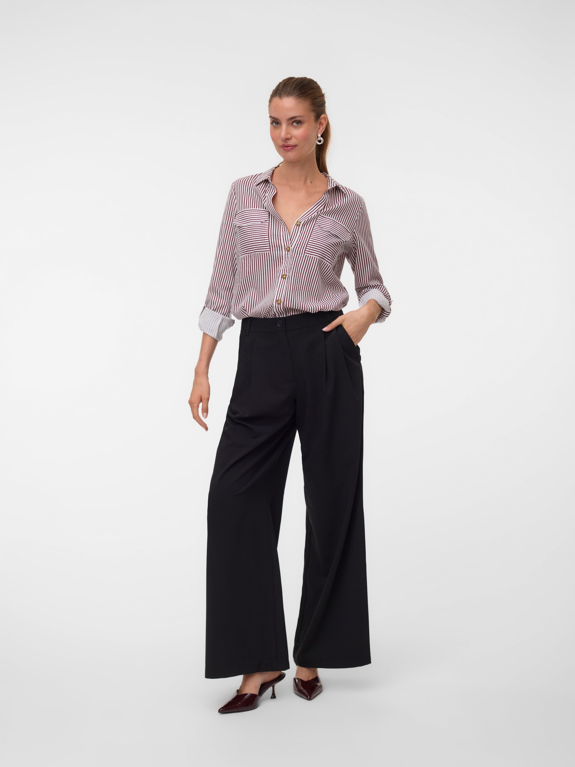 Chemisier 'VMBUMPY' VERO MODA en rouge : devant