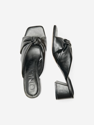 ONLY - Sandálias com tiras 'Aylin' em preto