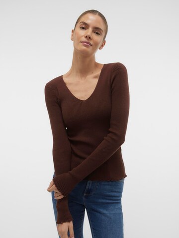 VERO MODA Sweter 'Evie' w kolorze brązowy