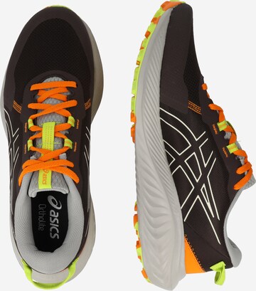 Sneaker de alergat 'EXCITE TRAIL 2' de la ASICS pe maro