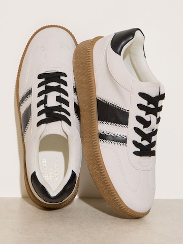 Friends Like These Låg sneaker i vit