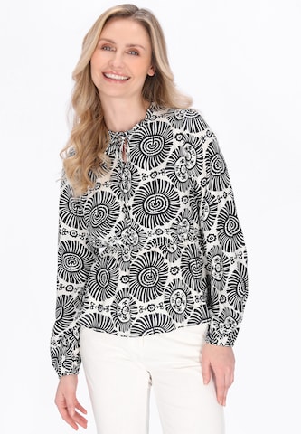 Usha Blouse in Wit: voorkant