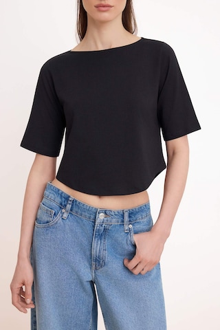 Trendyol Shirt in Black