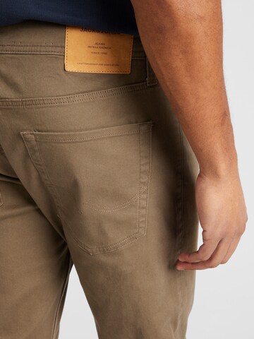 JACK & JONES Regular Hose 'Glenn' in Braun