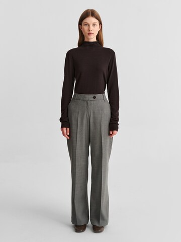 TATUUM Normalny krój Spodnie w kant 'Zariana 2' w kolorze szary