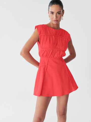 BWLDR - Vestido 'EDENA MINI DRESS' em vermelho: frente