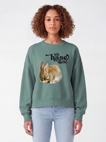 Watapparel Sweatshirt 'Ich hase dich!' in Green: front