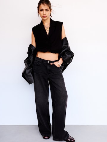 Wide leg Jeans de la Pull&Bear pe negru