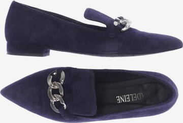 Madeleine Flats & Loafers in 37 in Blue: front