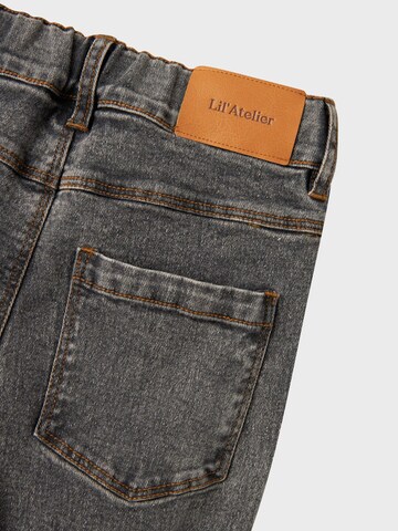 Effilé Jean NAME IT en gris