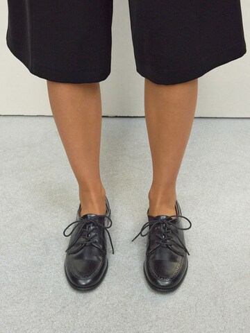 Chaussure à lacets 'Forever Comfort' Next en noir