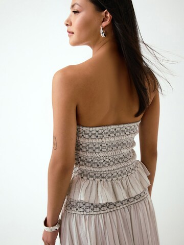 Next Topp, värv beež