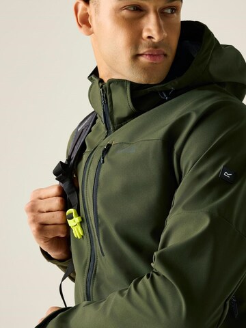 REGATTA Outdoor jacket 'Regatta Softshelljacke Arana' in Green