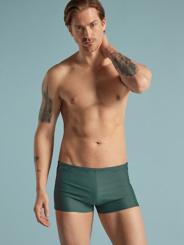 IUMAN Intimissimi Swim Trunks in Green