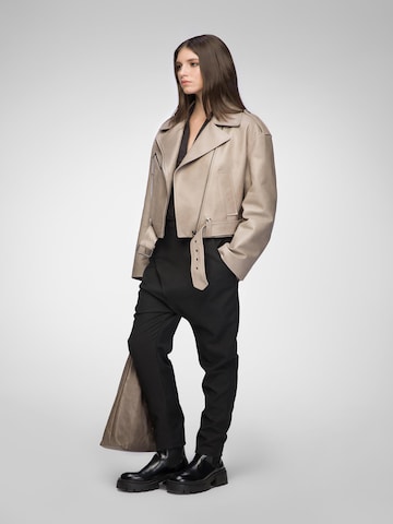 V S P Winterjacke 'Anya' in Beige