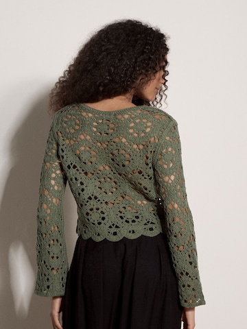 Apricot Boho Floral Cotton Crochet Top ' ' in Grün