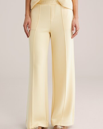WE Fashion - Loosefit Pantalón en amarillo