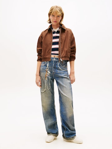 Tommy Jeans Tussenjas in Bruin