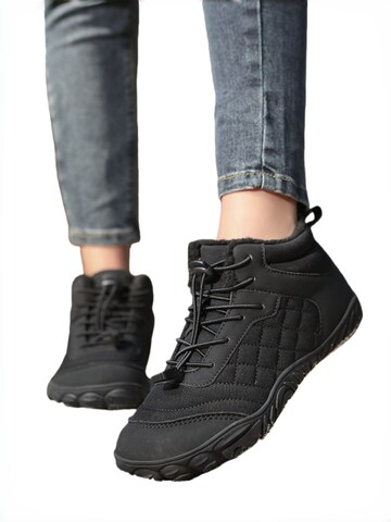 HUSKSWARE Snow Boots in Black
