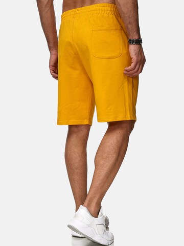 Reslad Regular Hose 'Shorts Basic Sweathose' in Gelb