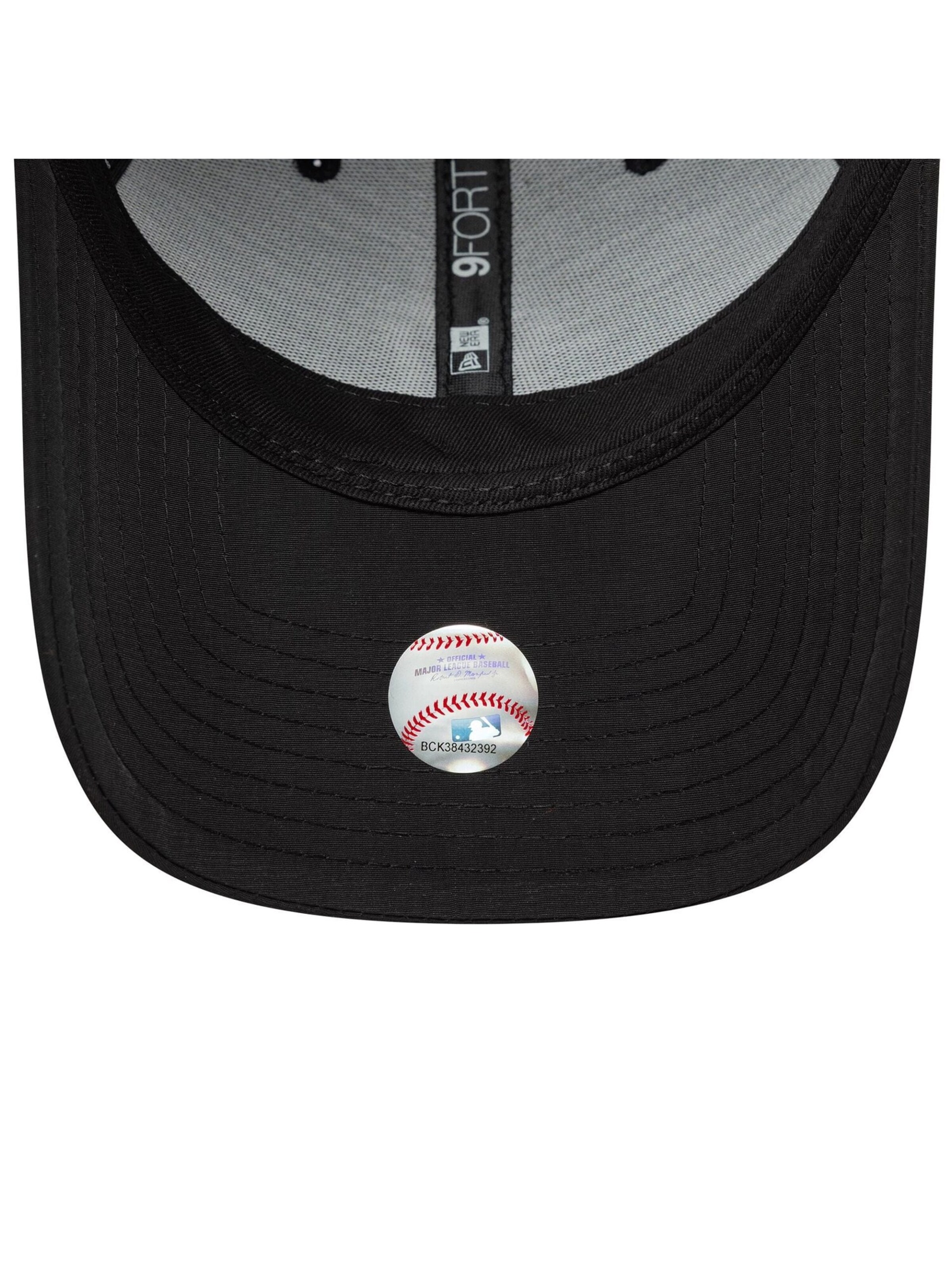 NEW ERA Athletic Cap '9FORTY New York Yankees MLB Recycled Midi' in Black