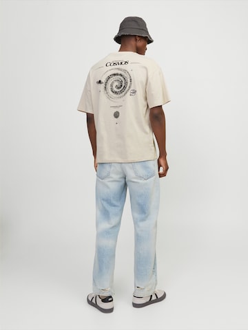 JACK & JONES - Camiseta 'JORCOSMOS' en beige: frente