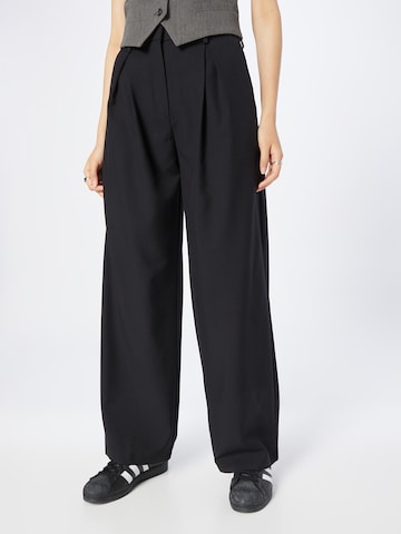 WEEKDAY Wide leg Pleat-front trousers 'Lilah' in Black: front