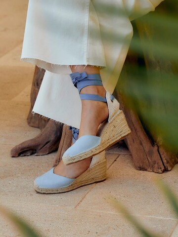Sandalo 'Alpargata Cuña 7 cm' di Alhamas in blu: frontale