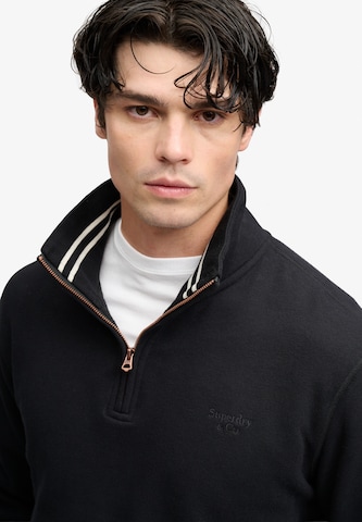 Superdry & Co Sweatshirt 'Essential Serif' in Rood