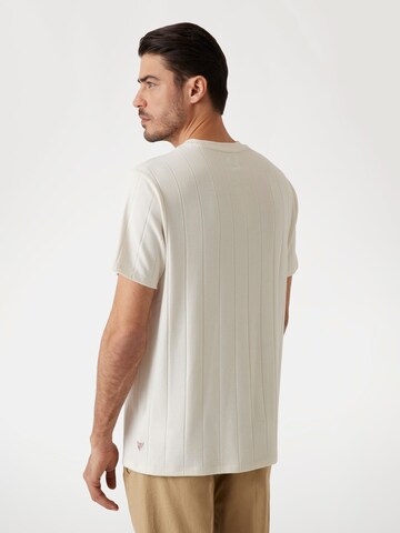 GUESS Sweater in White