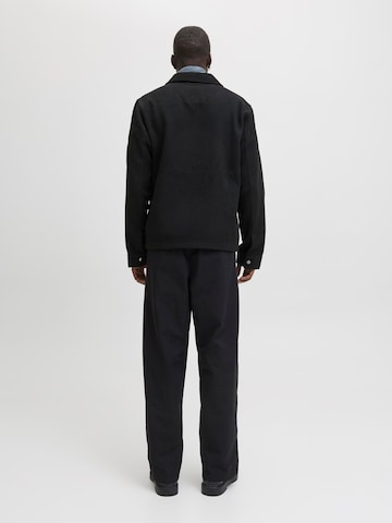 JACK & JONES Tussenjas 'JJHANK' in Zwart