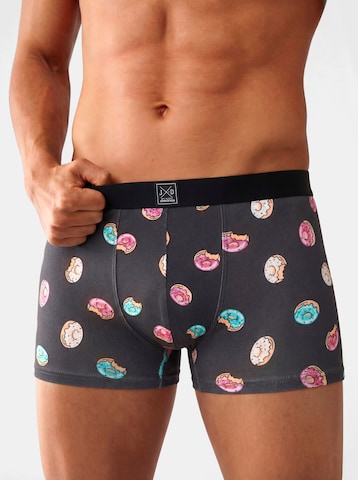 JOHN DEVIN Boxer shorts in Brown: front