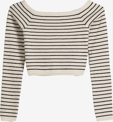 Bershka Trui in Beige: voorkant