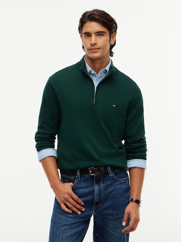 TOMMY HILFIGER Sweater in Green: front