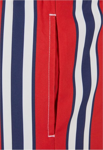 Shorts de bain Karl Kani en rouge