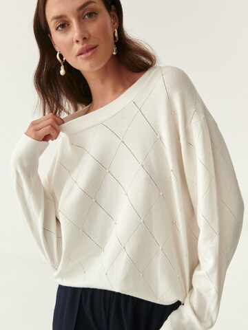 TATUUM - Pullover 'AZJAKI' em branco