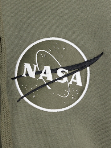 ALPHA INDUSTRIES Tréning póló 'Space Shuttle' - zöld