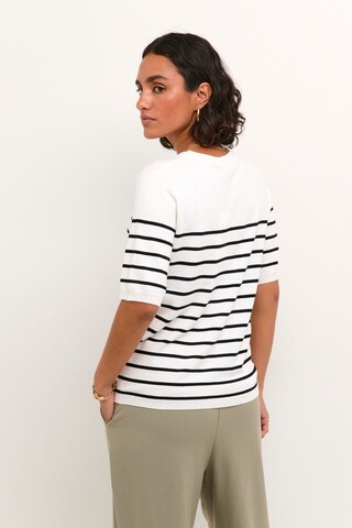 Pull-over 'Lizza' Kaffe en blanc